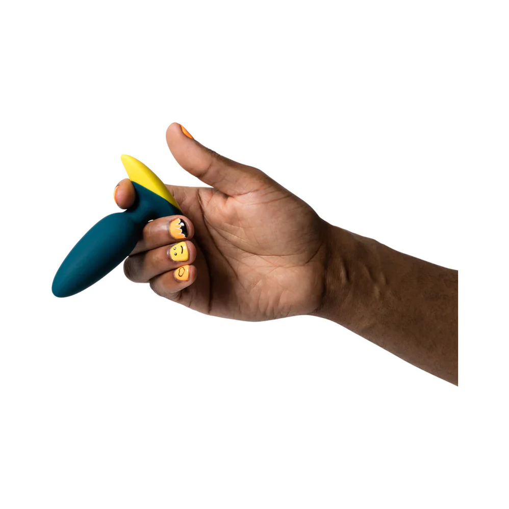 A Vibrating Butt Plug - The ROMP Bass - Image 4